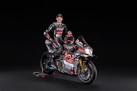 07_DUCATI_SPECIAL_LIVERY