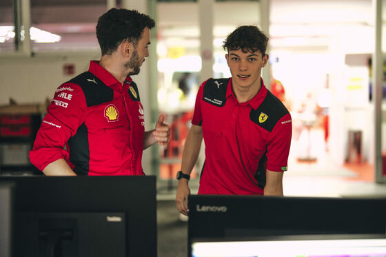 Oliver Bearman all’esordio su una Formula 1: per lui oltre 400 km sulla SF21