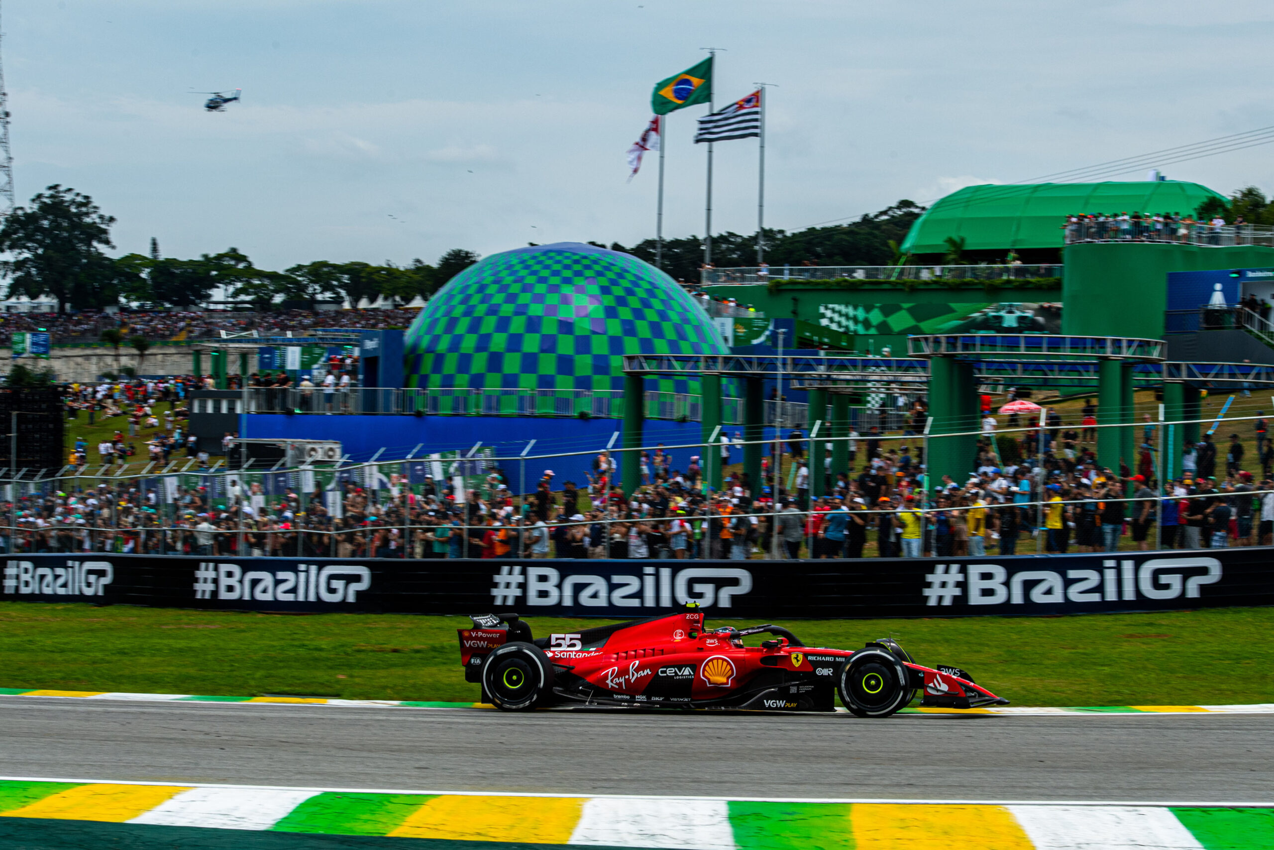 Gran Premio di San Paolo – Carlos sesto in una domenica di rimpianti