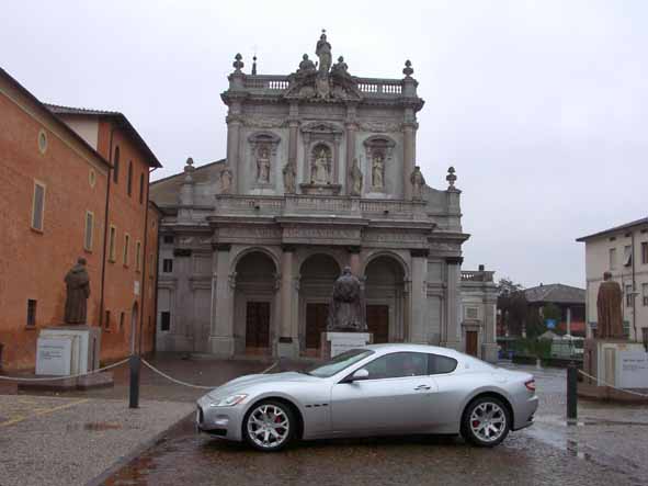 Test drive Maserati GranTurismo (2007): doppia personalità!