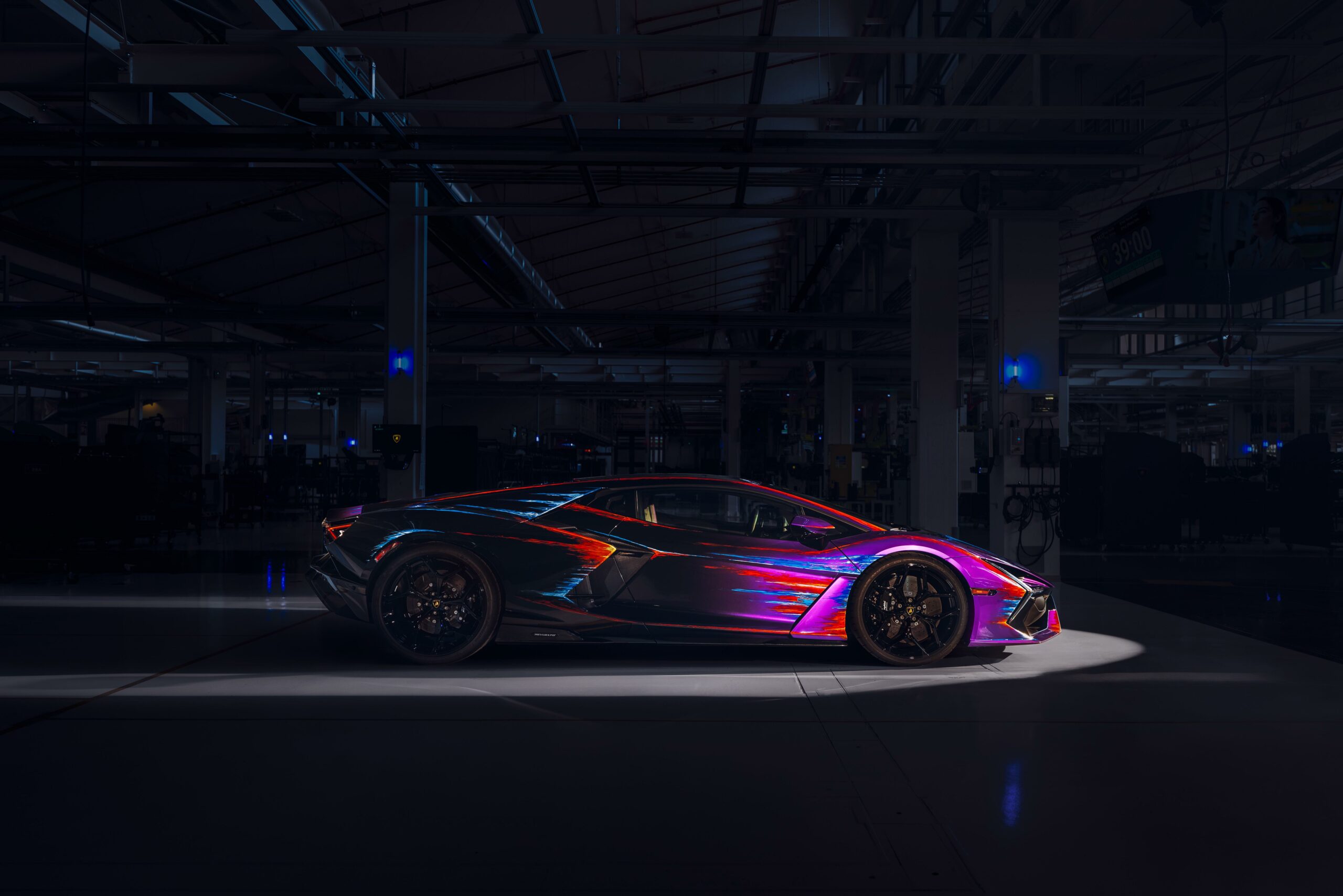 La one-off Lamborghini Revuelto “Opera Unica” debutta in occasione di Art Basel Miami Beach 2023