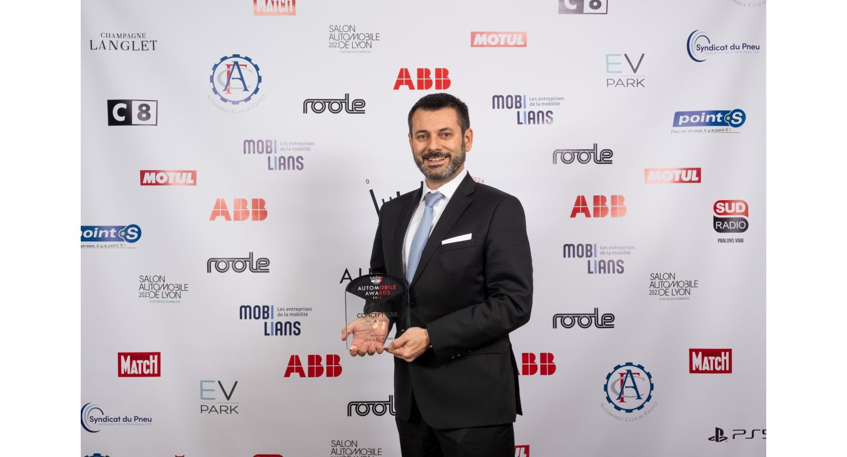 Lancia Pu+Ra HPE premiata in Francia agli Automobile Awards