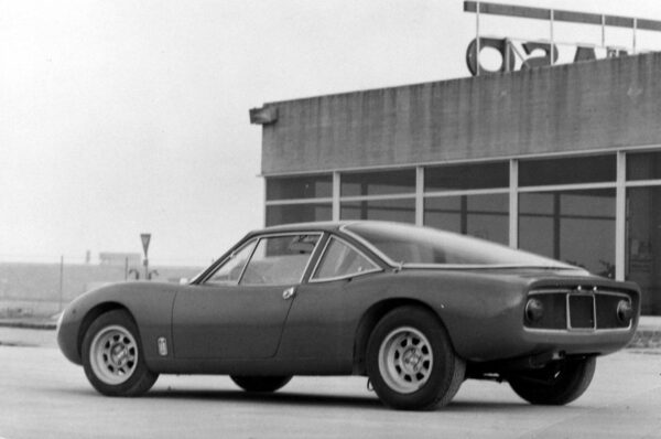VIDEO Collection – De Tomaso Vallelunga (1964)