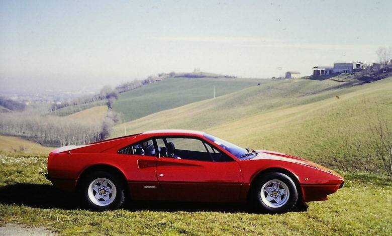 VIDEO Collection – Ferrari 308 GTB “vetroresina” (1975)