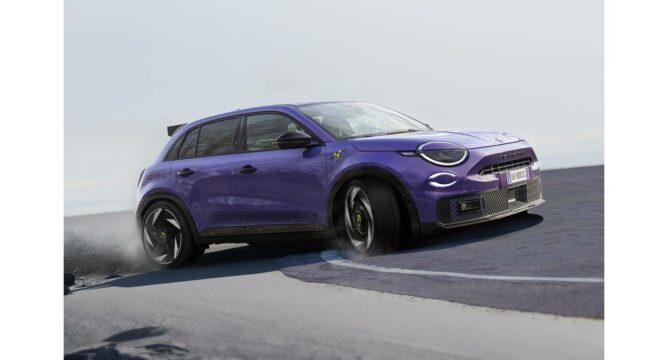 Abarth svela la Nuova Abarth 600e, la più potente di sempre
