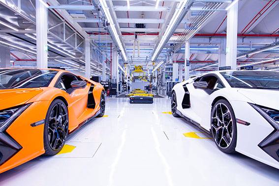 VIDEO – Lamborghini Revuèlto: linea di produzione (2023)