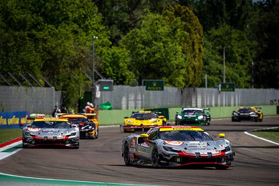 Quarto posto per la Ferrari di Vista AF Corse alla 6 Ore di Imola