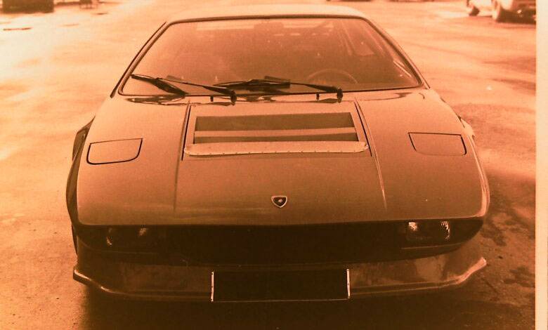 VIDEO Collection – Lamborghini Urraco P300 (1974) e le evoluzioni “racing”