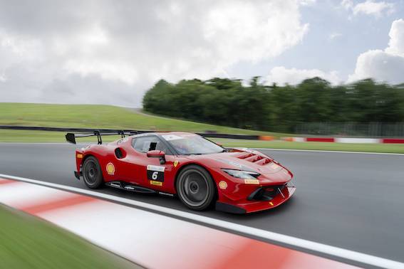 Ferrari Challenge – Svelato il calendario 2025 della serie UK